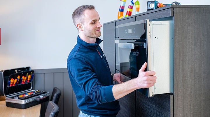 Oven inbouwen - Afspraak maken Oven inbouwen - Afspraak maken
